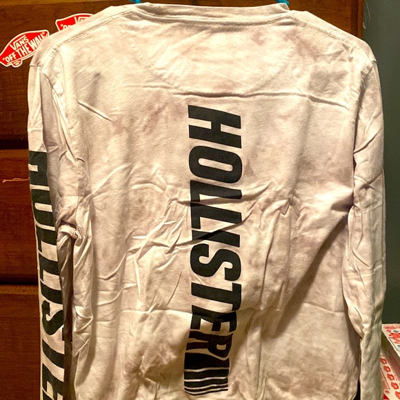 Hollister Long Sleeve, White/Black, Size Medium - Picture 2 of 2